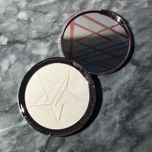 Jeffree Star Skin Frost in Crystal Ball